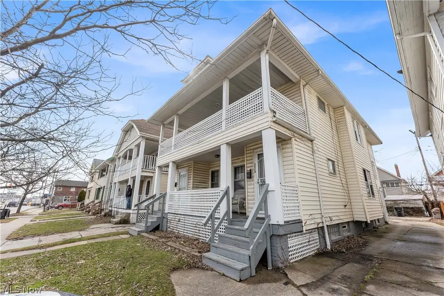3424 W 117th Street, Cleveland, OH 44111 - #3