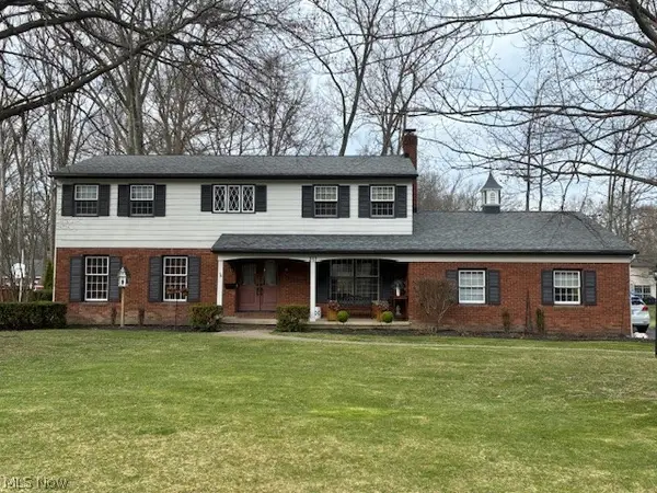 317 Verdant Lane, Canfield, OH 44406