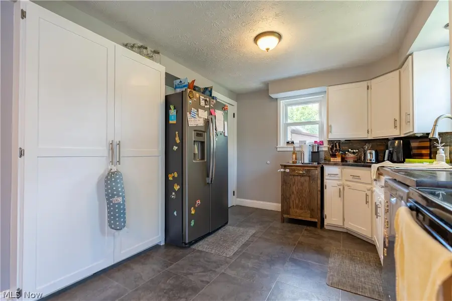 5615 Clover Street, Louisville, OH 44641 - #3