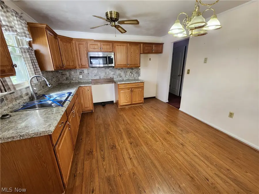 49871 S Park Circle, East Liverpool, OH 43920 - #2