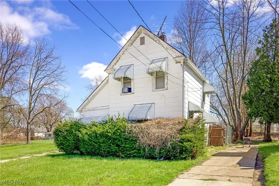 817 Harvard Street, Akron, OH 44311 - #3