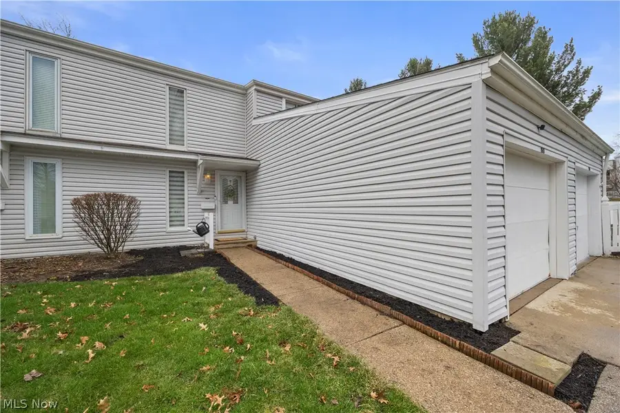 190 Deepwood Drive, Wadsworth, OH 44281 - #3