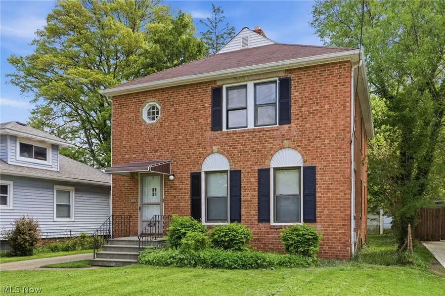 2261 Warren Road, Lakewood, OH 44107 - #3
