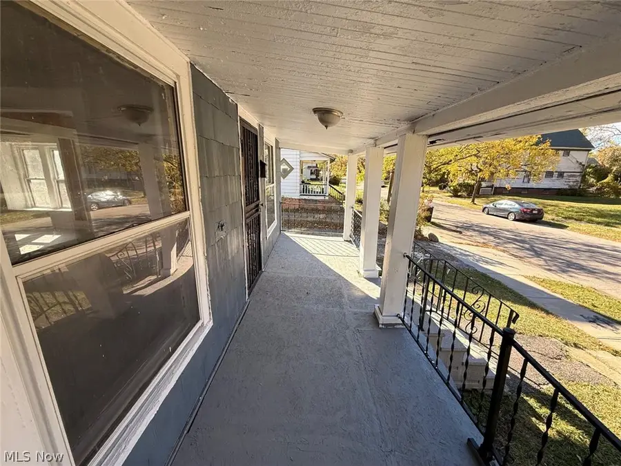 983 E 141st Street, Cleveland, OH 44110 - #2