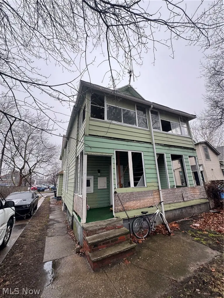 1427 E 51st Street, Cleveland, OH 44103 - #3