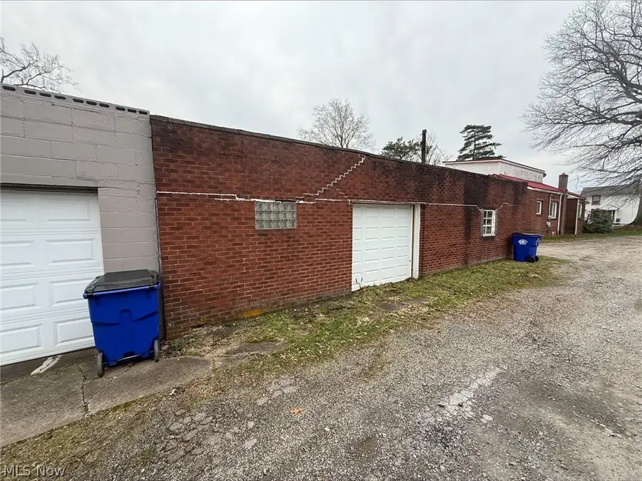 410 Palissey Street, East Liverpool, OH 43920 - #2