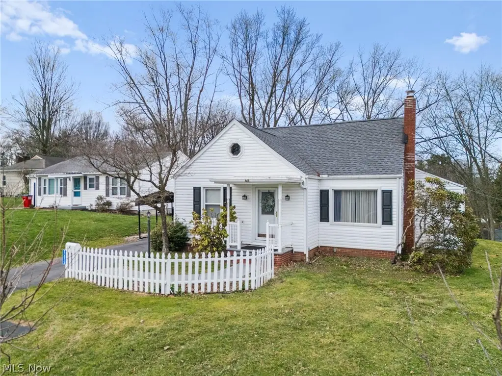 1515 Manor Nw Avenue, Canton, OH 44708 - #1