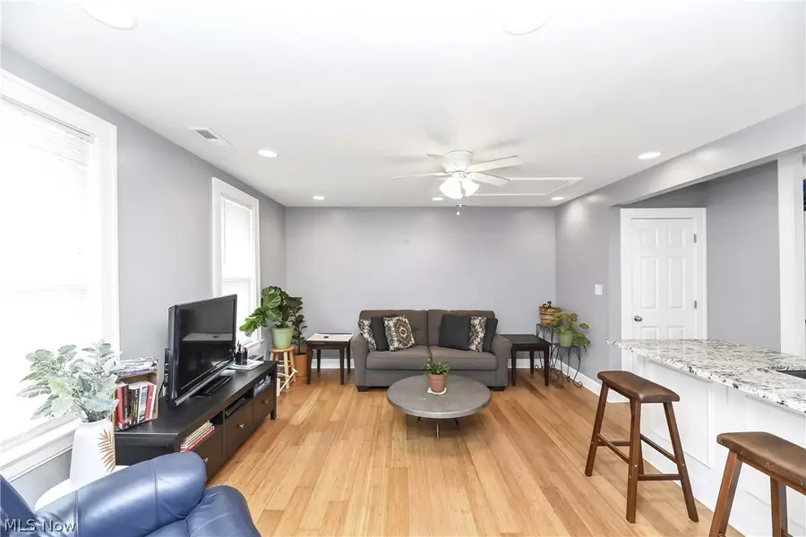 3617 Siam, Cleveland, OH 44113 - #2