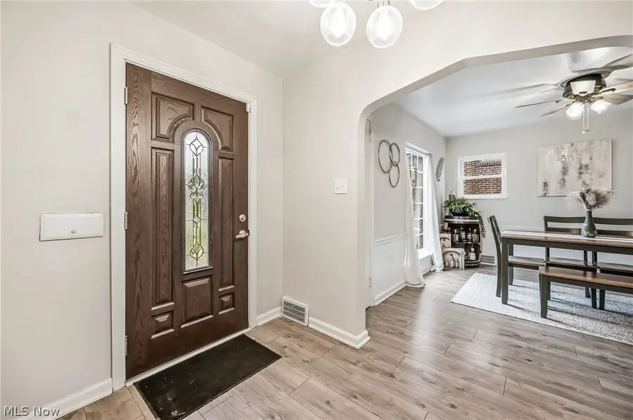 1724 Chestnut Boulevard, Cuyahoga Falls, OH 44223 - #3