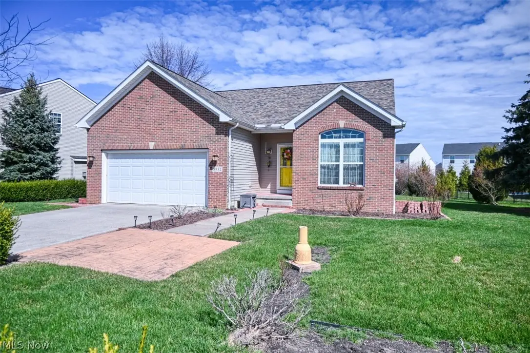 3932 Courtyard Drive, Lorain, OH 44053 - #1