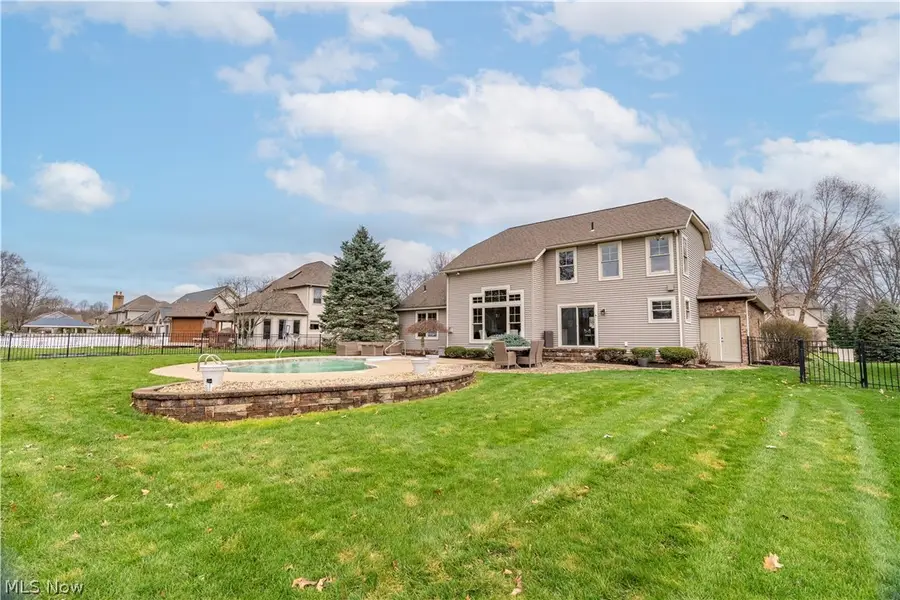 2168 E Park Drive, Uniontown, OH 44685 - #3