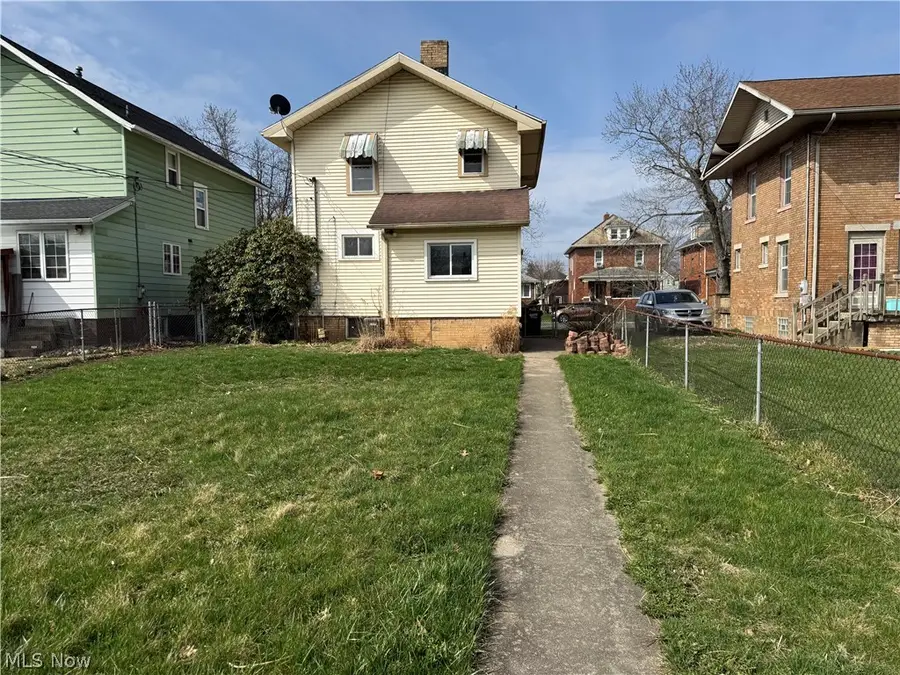 717 N Dawson Street, Uhrichsville, OH 44683 - #2