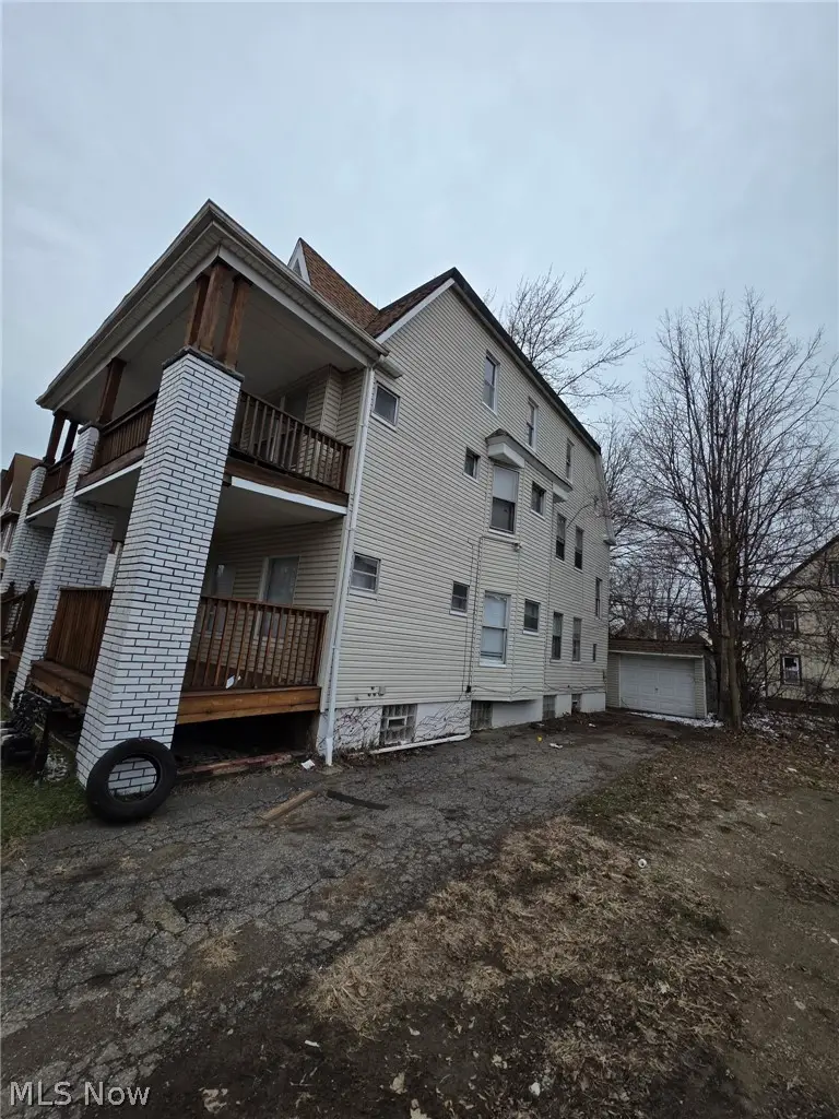 10117 Somerset Avenue, Cleveland, OH 44108 - #2