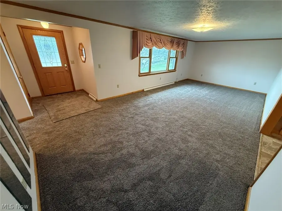 1728 State Route 39 Ne, New Philadelphia, OH 44663 - #3