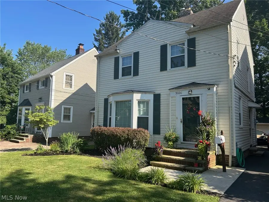 3606 Northcliffe Road, University Heights, OH 44118 - #2