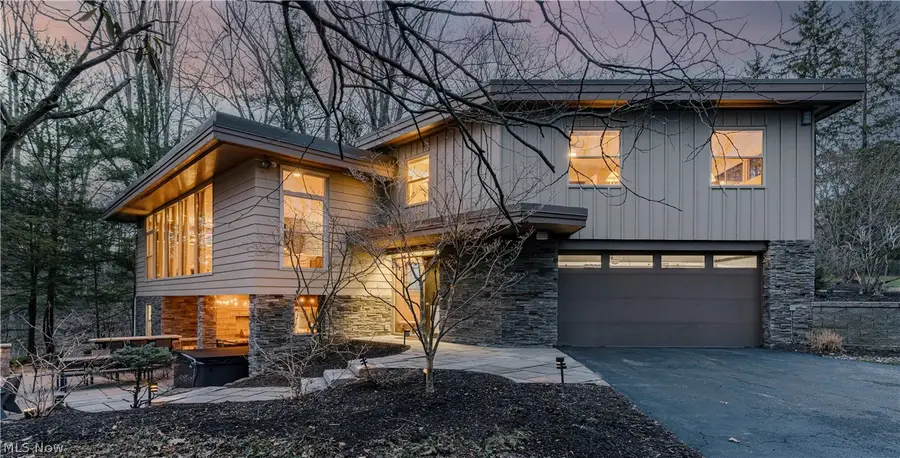 35 Skyline Drive, Moreland Hills, OH 44022 - #3