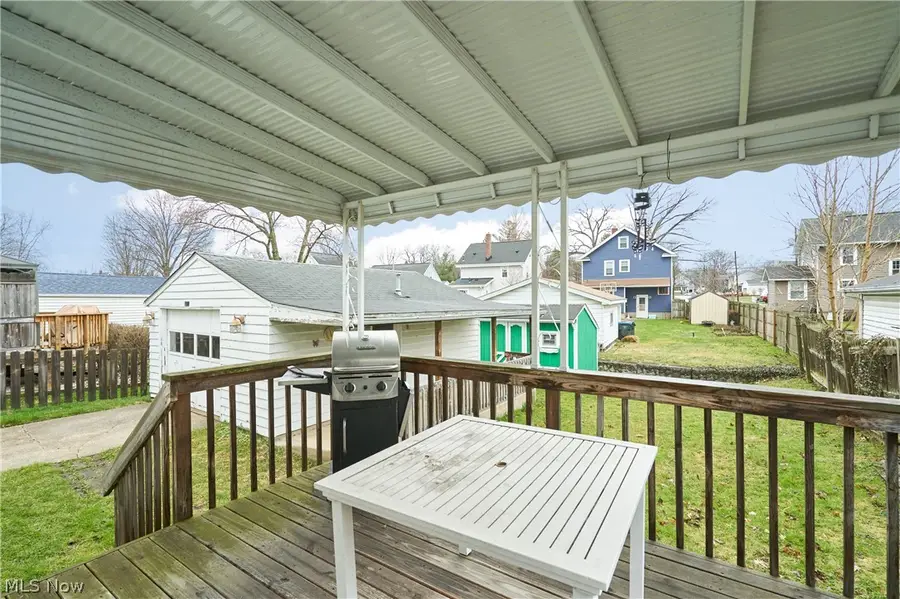 2491 8th Street, Cuyahoga Falls, OH 44221 - #2