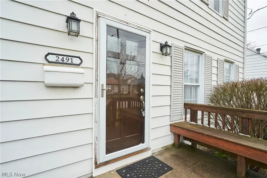 2491 8th Street, Cuyahoga Falls, OH 44221 - #3