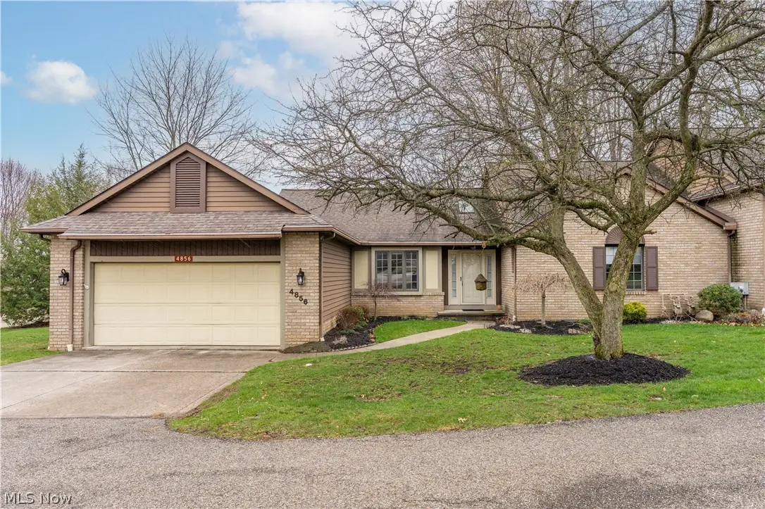 4856 Tree Line Nw Circle, North Canton, OH 44720 - #1