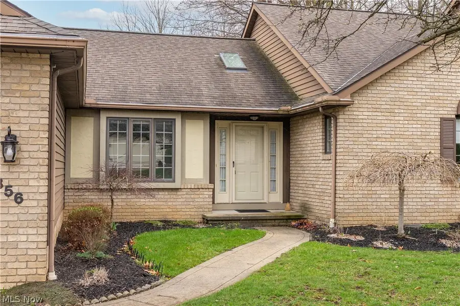 4856 Tree Line Nw Circle, North Canton, OH 44720 - #2