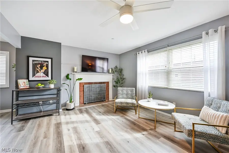 2885 Pease Drive #127, Rocky River, OH 44116 - #3