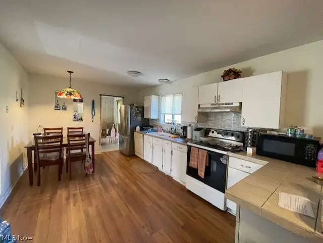 97 Chelmsford Drive, Aurora, OH 44202 - #3