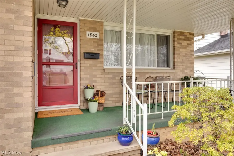 1842 Thornapple Avenue, Akron, OH 44301 - #2