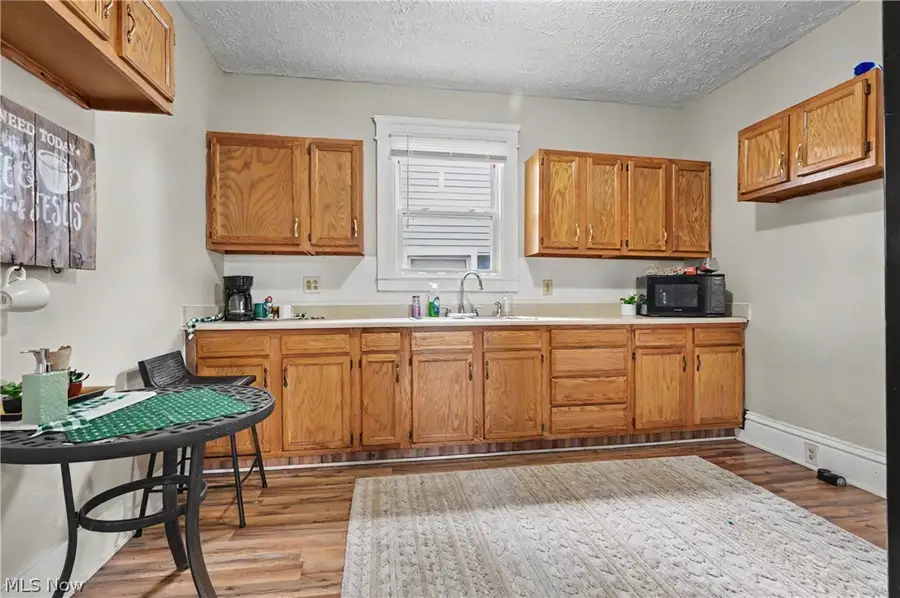 430 W Oxford Street, Alliance, OH 44601 - #3