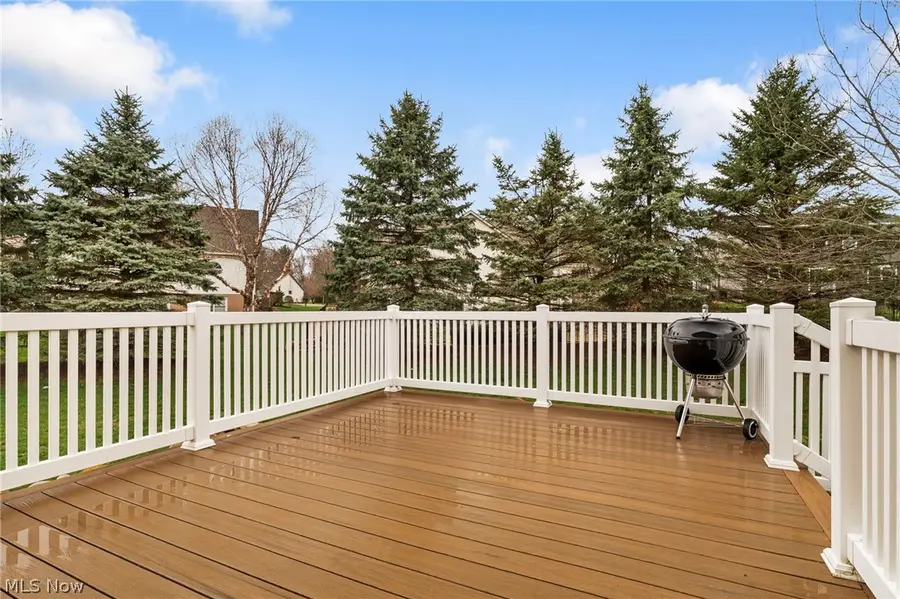 2041 Penhurst Ne Circle, North Canton, OH 44720 - #3