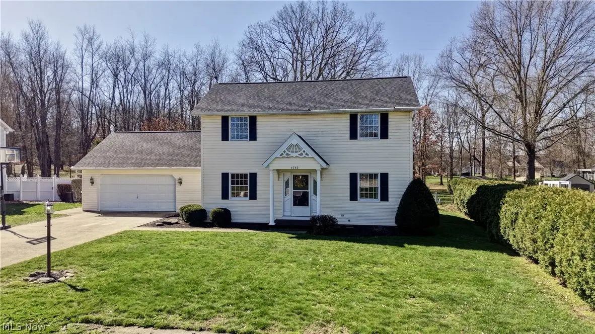 1712 Rolland Ne Avenue, New Philadelphia, OH 44663 - #1