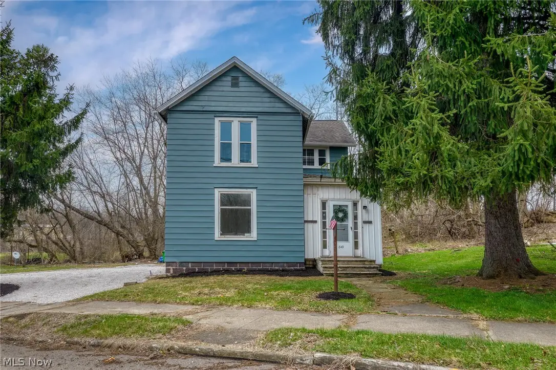 849 Walnut Avenue, Alliance, OH 44601 - #1