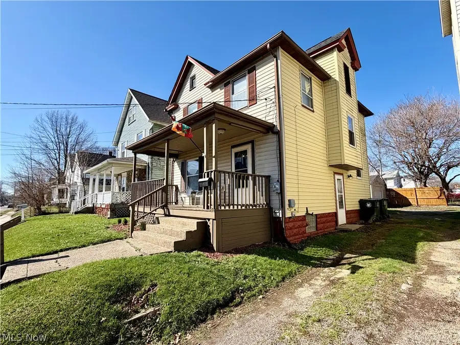 909 Clarendon Sw Avenue, Canton, OH 44710 - #3