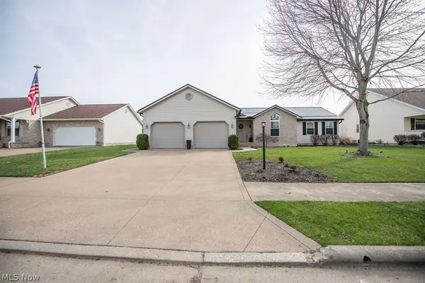 316 Creekside Se Road, New Philadelphia, OH 44663