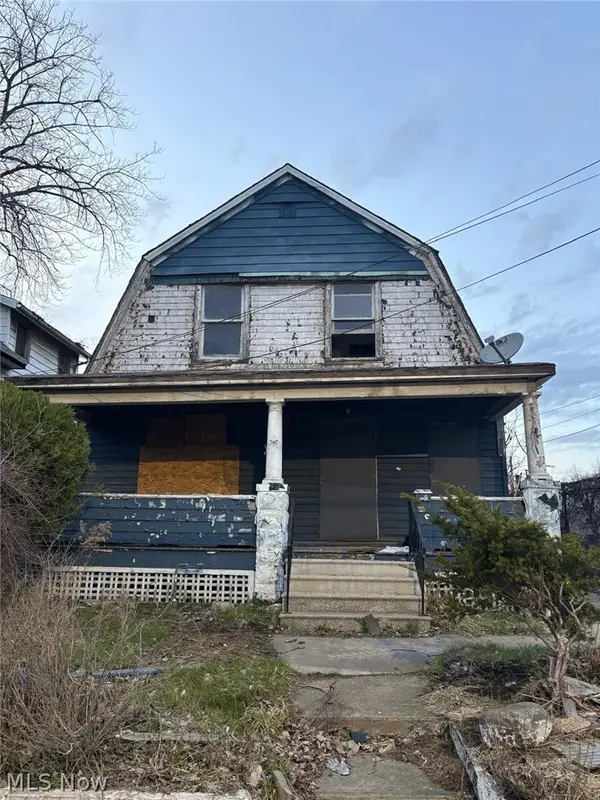 5611 Grand Avenue, Cleveland, OH 44104
