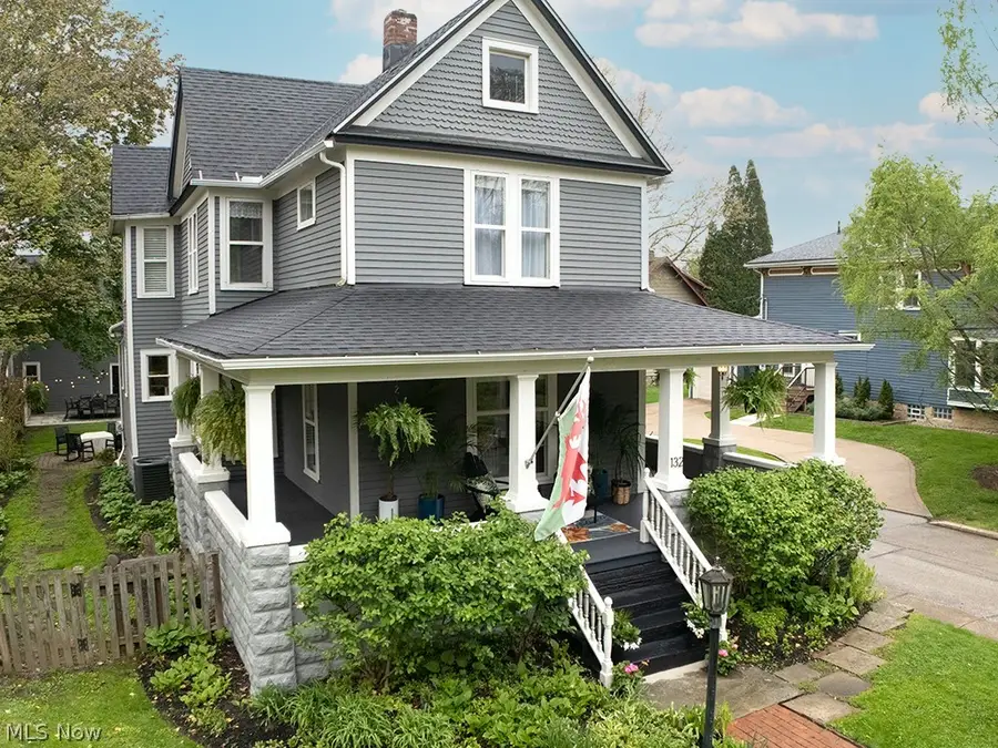 132 South Franklin Street, Chagrin Falls, OH 44022 - #2