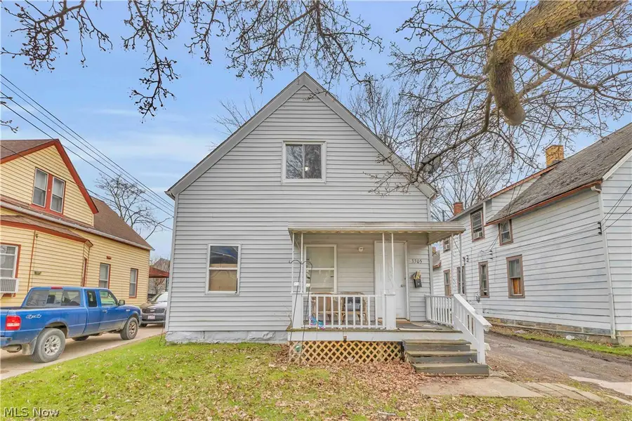 3305 Roanoke Avenue, Cleveland, OH 44109 - #2