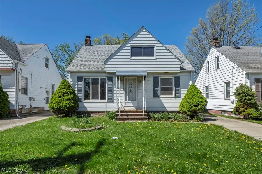 934 E 220th Street, Euclid, OH 44119 - #2