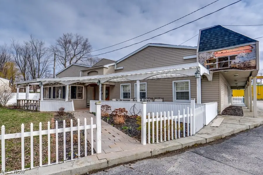 4610 West Avenue, Ashtabula, OH 44004 - #2