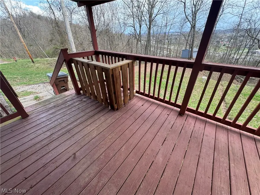 2510 Parkview Drive, Belpre, OH 45714 - #2