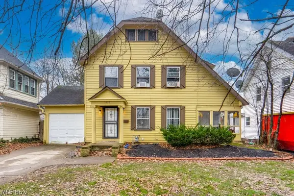 3130 E Overlook Road, Cleveland Heights, OH 44118