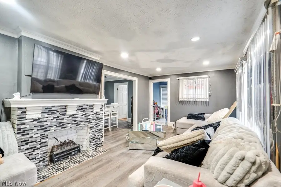 3130 E Overlook Road, Cleveland Heights, OH 44118 - #2