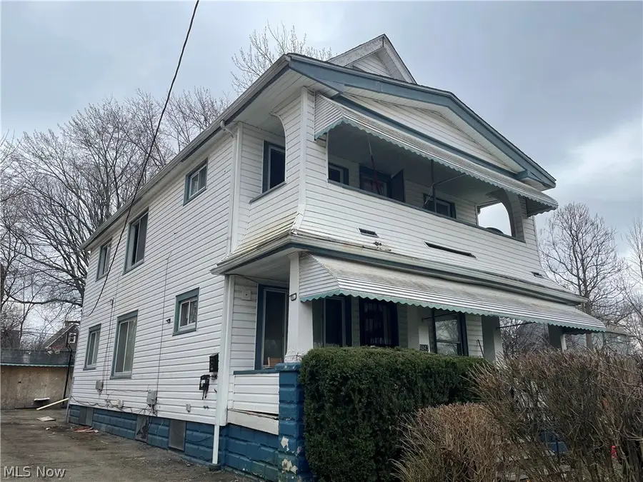 3043 E 126th Street, Cleveland, OH 44120 - #3