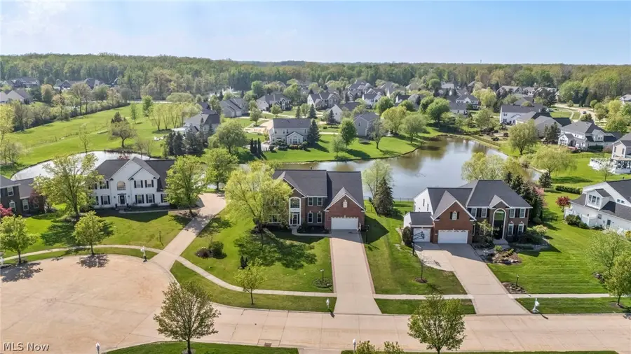 3382 Burgundy Circle, Avon, OH 44011 - #2