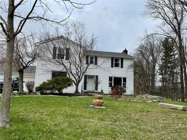 333 Parkway Drive, Berea, OH 44017