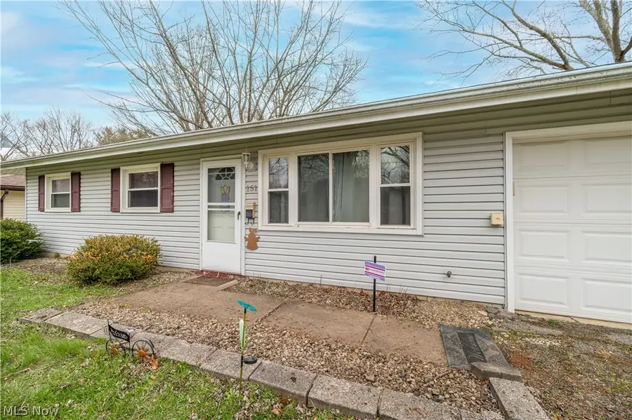 151 N Yorkshire Boulevard, Austintown, OH 44515 - #3
