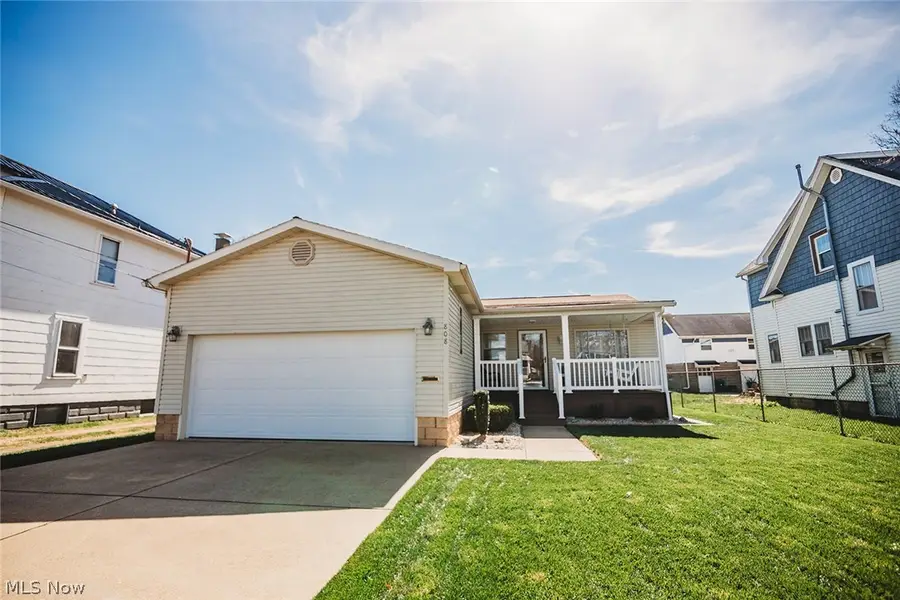 808 28th Street, Vienna, WV 26105 - #2