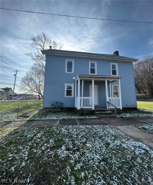 230 Van Buren Street, Zanesville, OH 43701