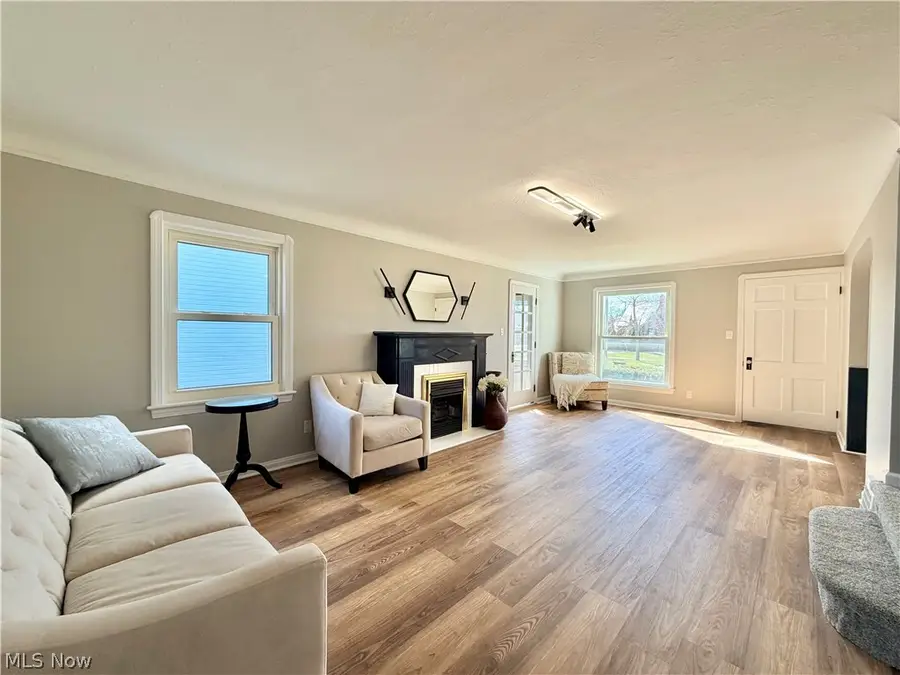 6702 Ackley Road, Parma, OH 44129 - #3