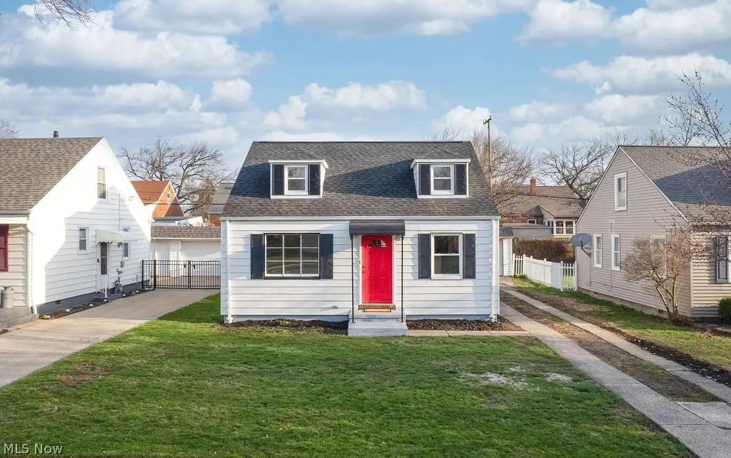 14732 Grapeland Avenue, Cleveland, OH 44111 - #1