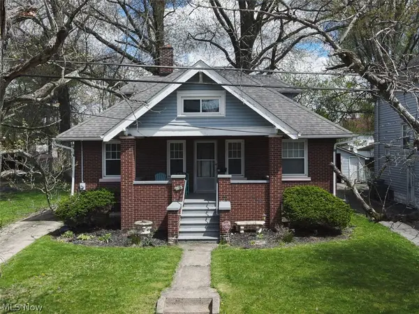 33 N Hartford Avenue, Youngstown, OH 44509